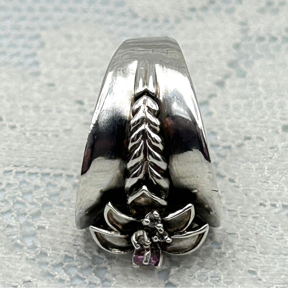 Vintage 925 Selling Silver Wide Band Flower and Vine Ring Size 5 1/2 ~ 5.5 - Picture 9 of 13